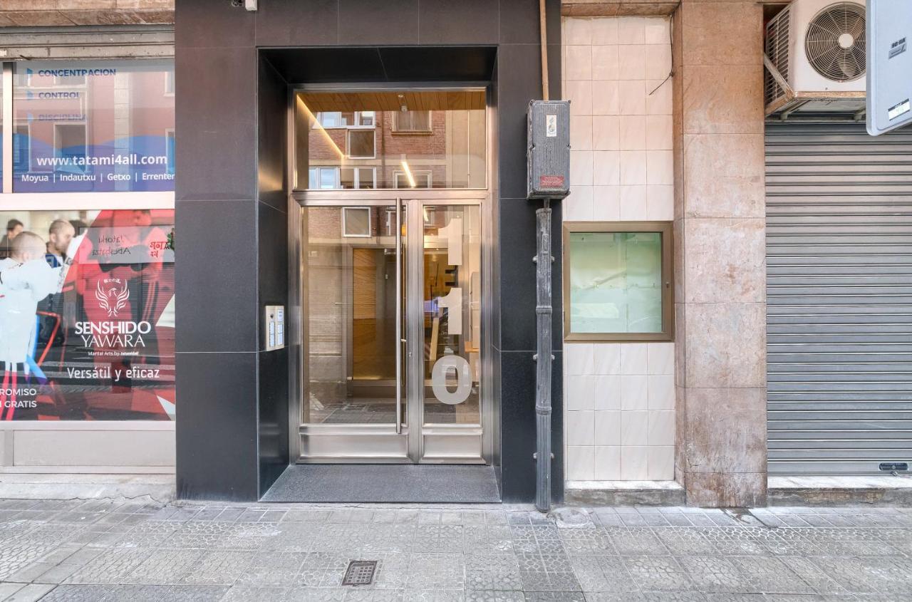 Iturribide Hogar Moderno Junto Al Metro Apartamento Bilbau Exterior foto
